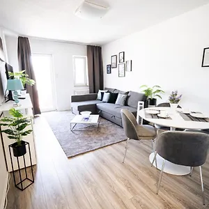 https://city-suite-5-min-to-hbf.frankfurtammainhotels.com